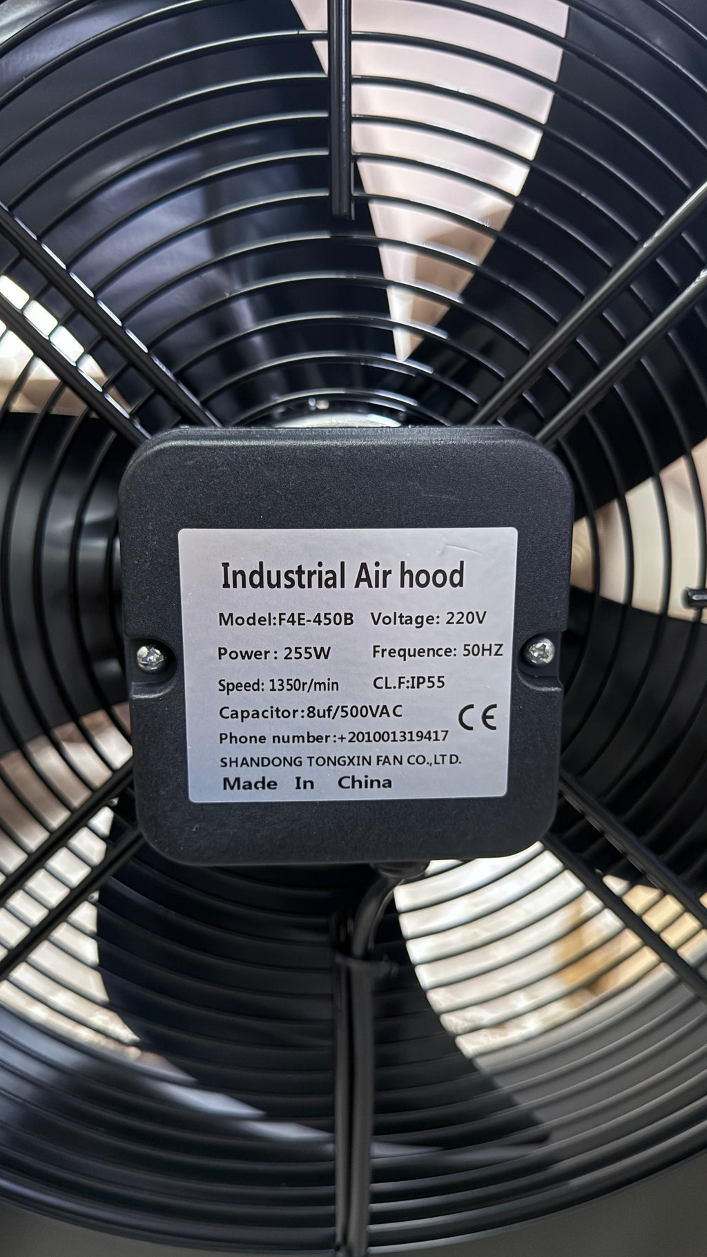 شفاط مزرعة دواجن 60×60 سم – موتور نحاس 255 وات